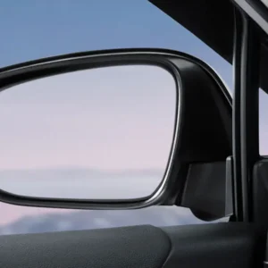 Blind Spot Monitor (BSM) (All Q HEV Type)
Informs the driver by giving a graphic signal on the side mirror if there's any other vehicle in the blind spot area.